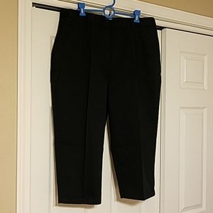 L.L. Bean Black capris NWOT